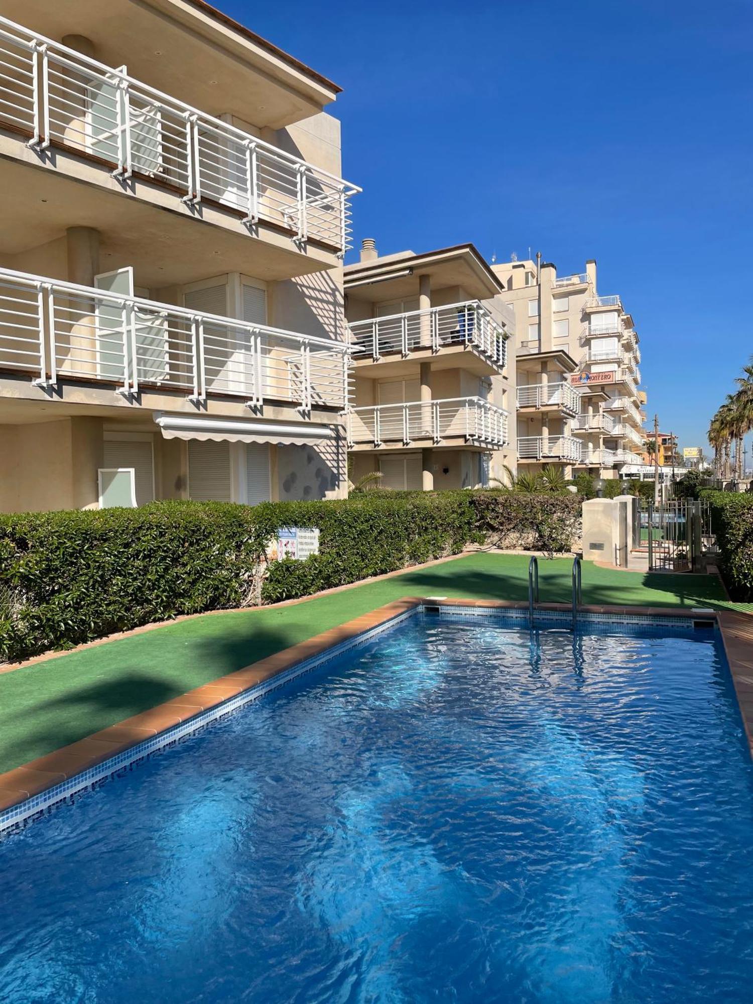 Alpen 1 - Cala Josep I 1Era Linea Apartment Peniscola Exterior photo